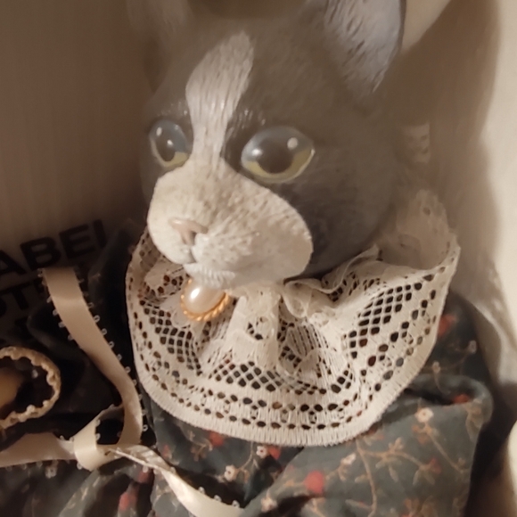 Vintage Wang's International folk art doll 23 - Picture 9 of 10